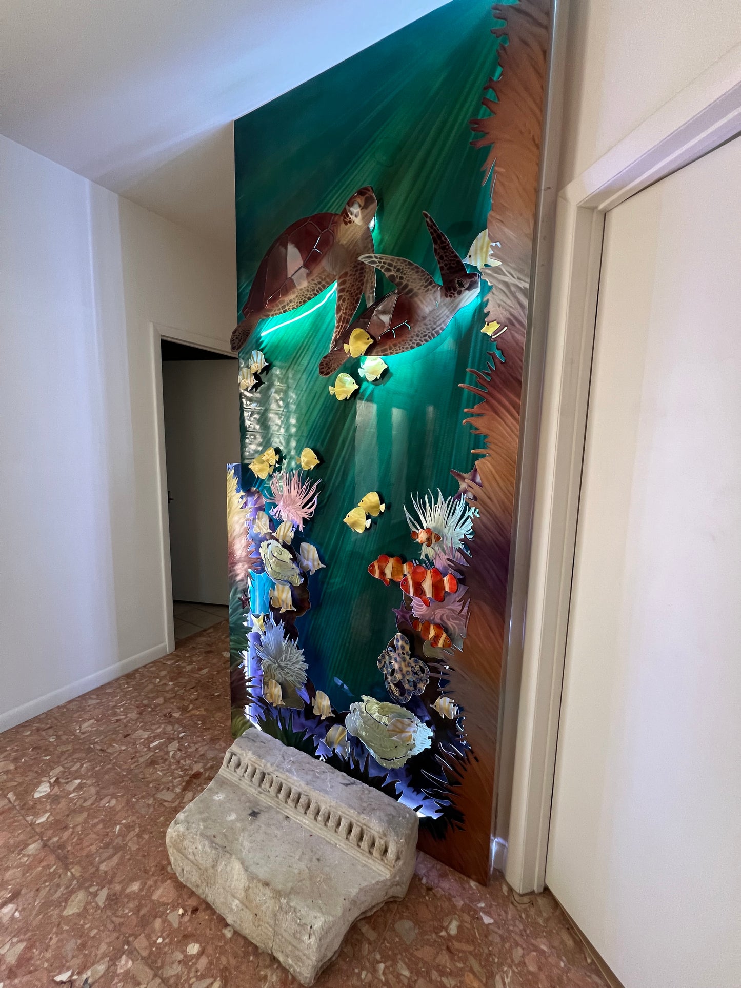 Tortuga Reef Tank Wall Panel – Lighted Sea Turtle, Coral & Octopus Ocean Art – Custom Coastal Aquarium Decor for Homes & Businesses