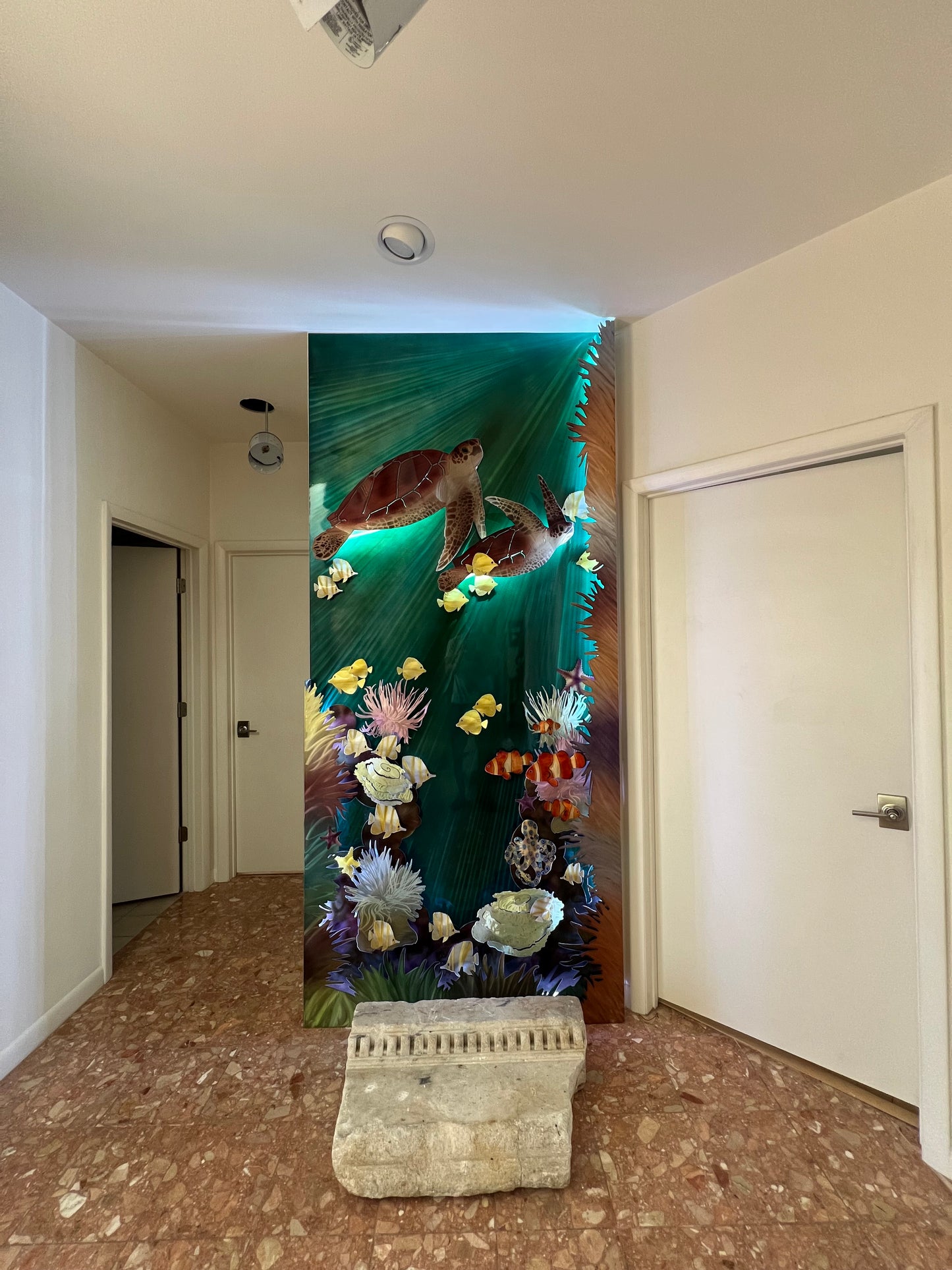 Tortuga Reef Tank Wall Panel – Lighted Sea Turtle, Coral & Octopus Ocean Art – Custom Coastal Aquarium Decor for Homes & Businesses
