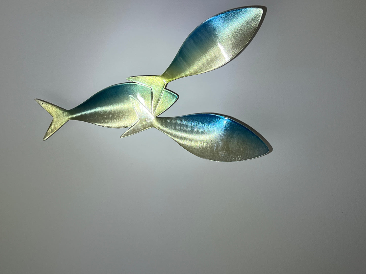 Triple Baitfish Sculpture - Two Toned - Blue and Gold: Nautical Wall Art for Ocean-Inspired Beach House Décor